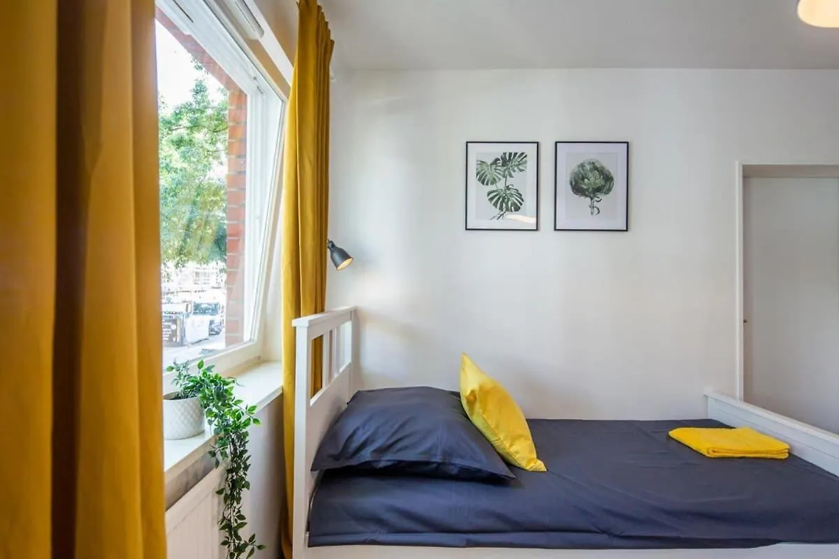 3 Bedroom Apartment In Great Location Hamburg Germany