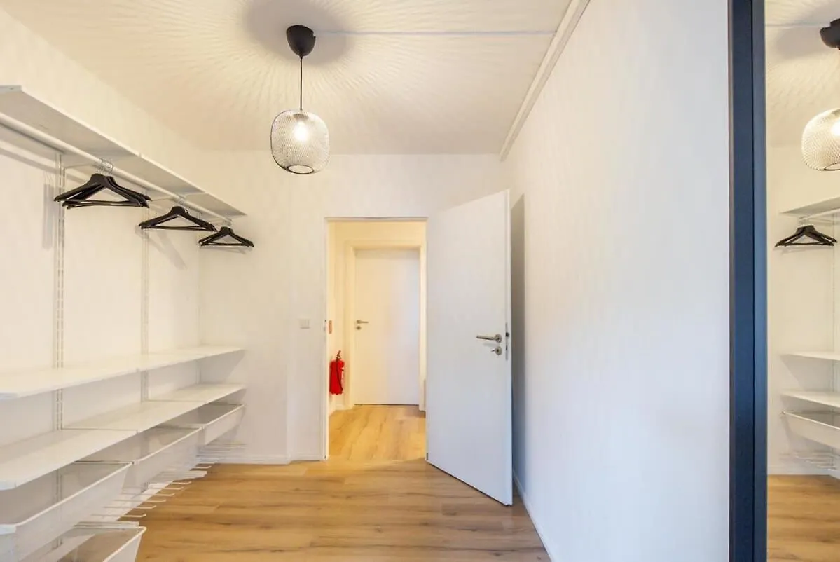 3 Bedroom Apartment In Great Location Hamburg