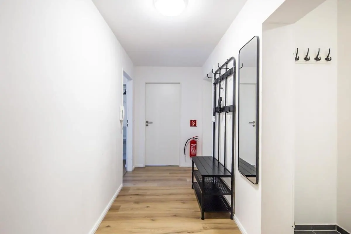 3 Bedroom Apartment In Great Location Hamburg