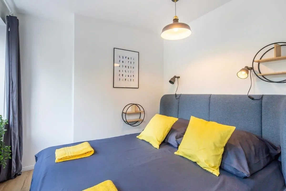 3 Bedroom Apartment In Great Location Hamburg Germany